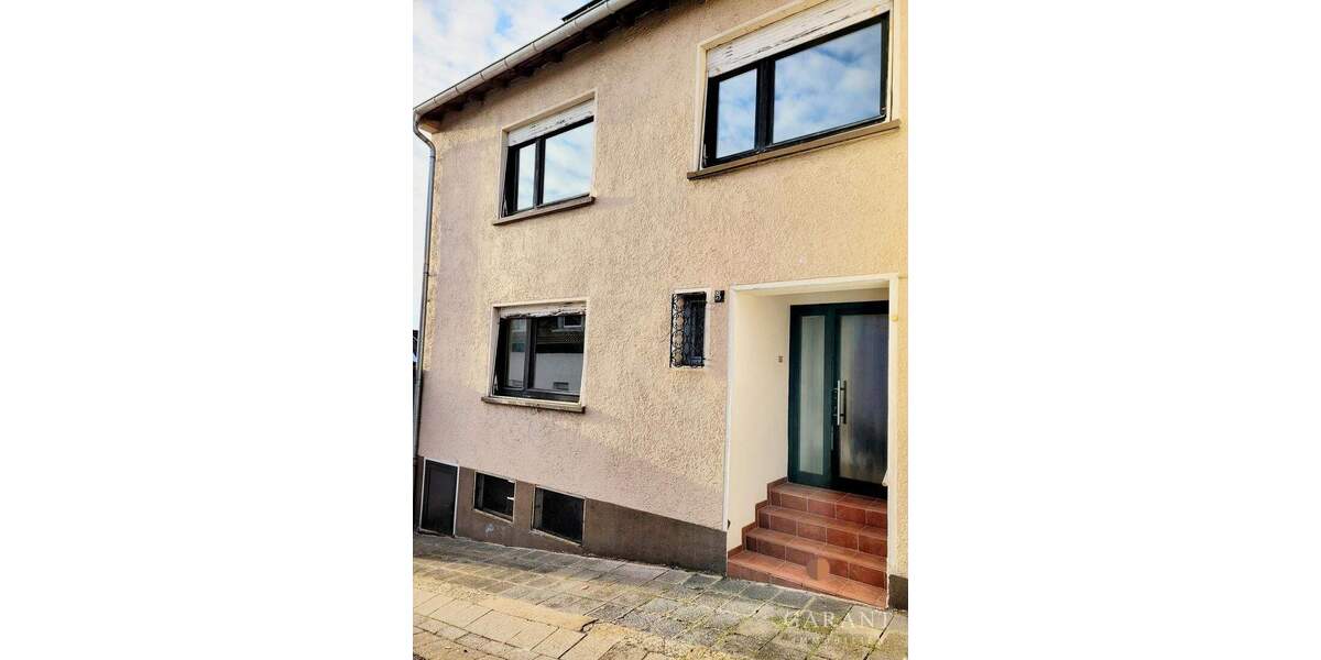 Doppelhaushälfte Sankt Ingbert St. Ingbert - 6 Zimmer, 120 m&sup2;, 170.000&euro; | Angebot:25707678