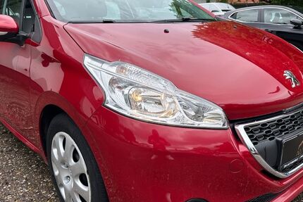 Peugeot 208 121.491 km 5.999 &euro; Ensdorf 66806