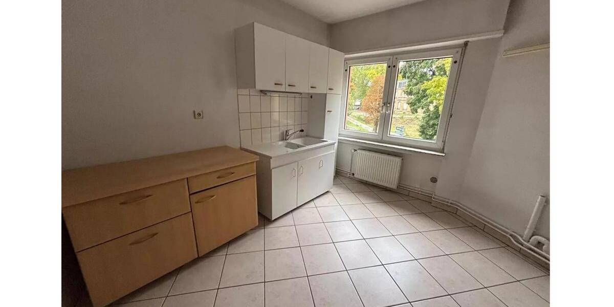 Dachgeschoßwohnung Saarbrücken - 5 Zimmer, 147 m&sup2;, 995&euro; | Angebot:25853646