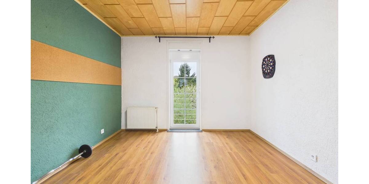 Einfamilienhaus Saarbrücken / Altenkessel Altenkessel - 6 Zimmer, 151 m&sup2;, 278.000&euro; | Angebot:26542694