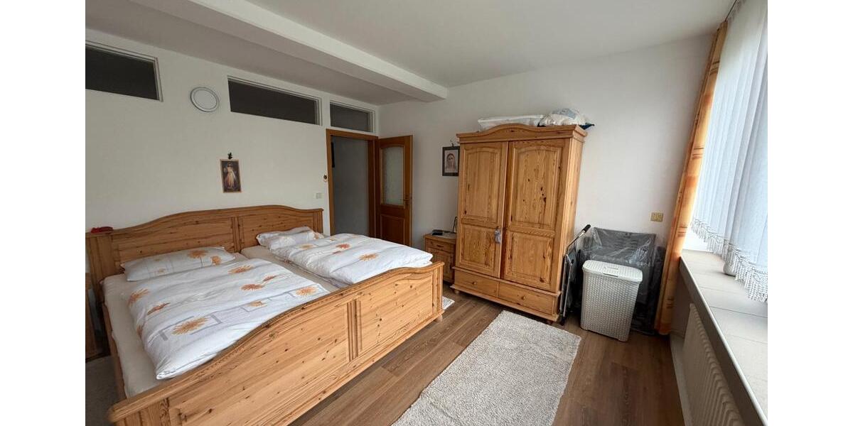 Etagenwohnung Lebach - 4 Zimmer, 98 m&sup2;, 650&euro; | Angebot:26674275