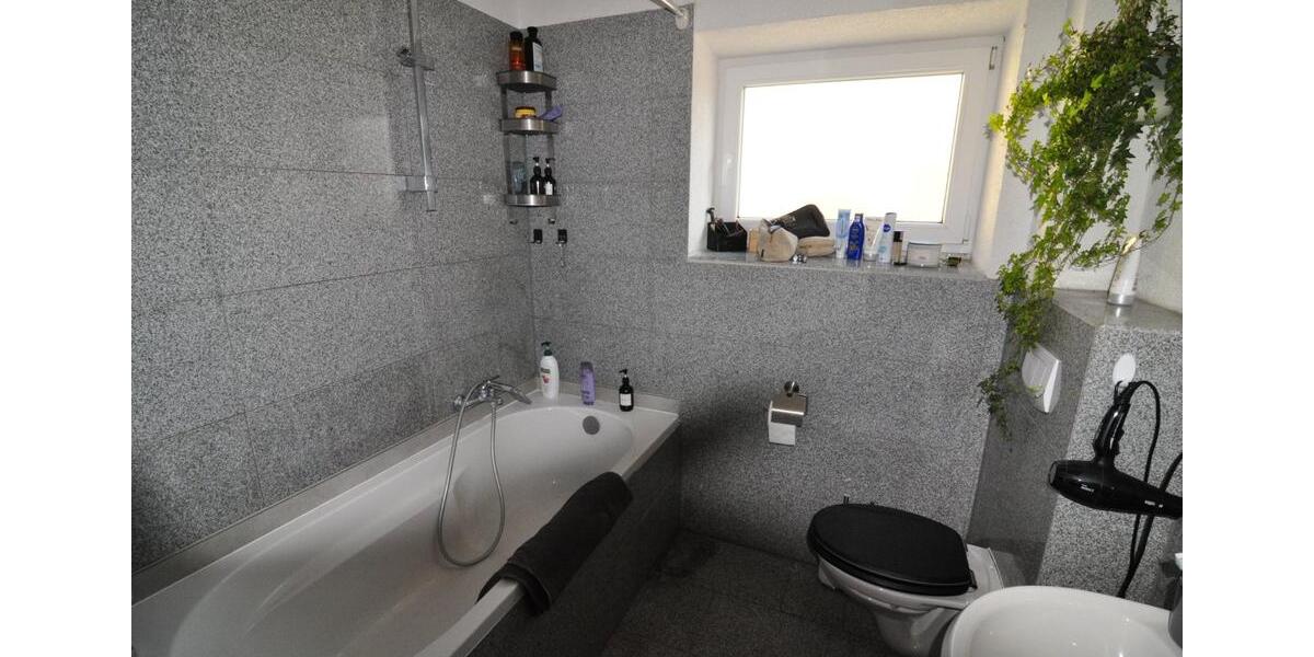 Erdgeschoßwohnung Illingen - 3 Zimmer, 90 m&sup2;, 660&euro; | Angebot:25923722