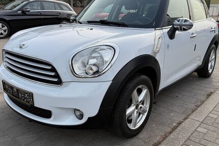 Mini Cooper 124.900 km 8.390 &euro; Saarbrücken Dudweiler 66125