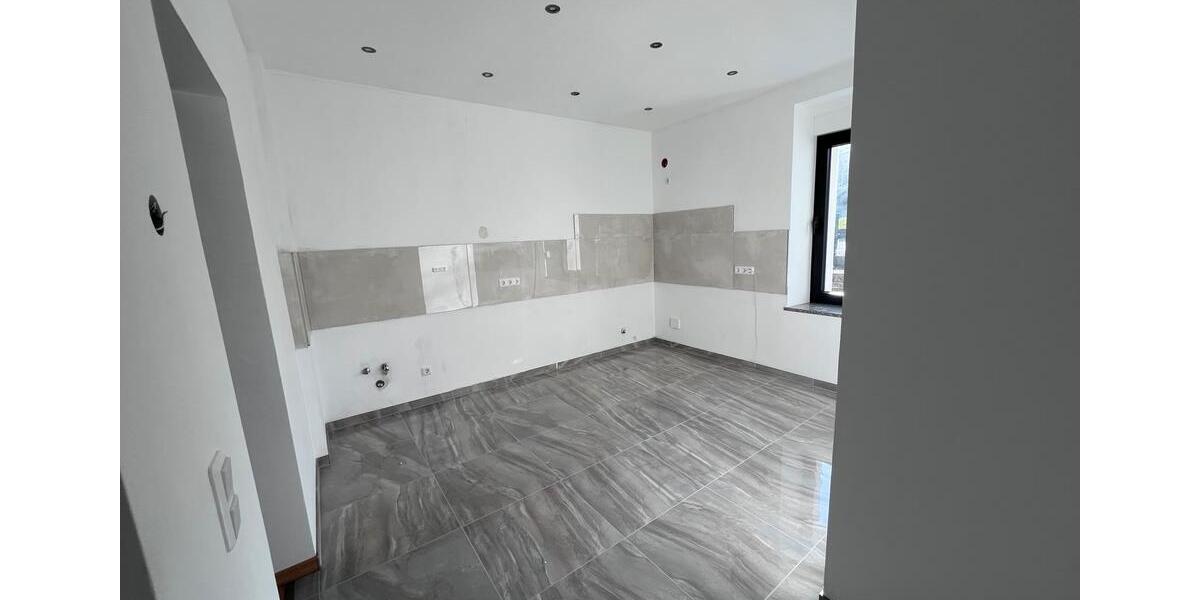 Erdgeschoßwohnung Neunkirchen Heinitz - 3 Zimmer, 102 m&sup2;, 950&euro; | Angebot:25126735