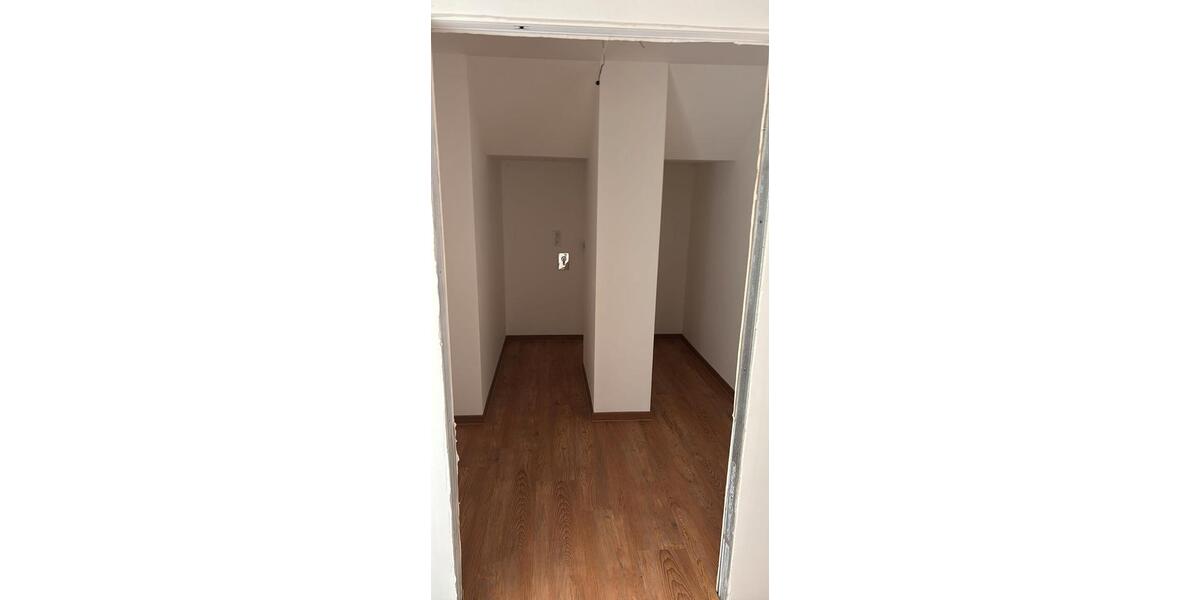 Erdgeschoßwohnung Nalbach - 3 Zimmer, 98 m&sup2;, 900&euro; | Angebot:26683700