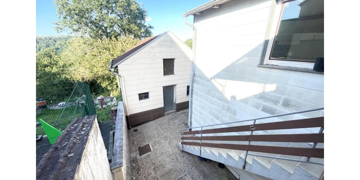 Doppelhaushälfte Wallerfangen - 7 Zimmer, 150 m&sup2;, 1.050&euro; | Angebot:25886369