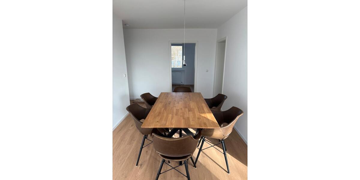 Etagenwohnung Saarbrücken Eschberg - 3 Zimmer, 70 m&sup2;, 940&euro; | Angebot:25804538