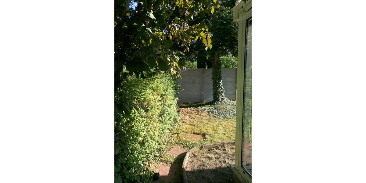 Erdgeschoßwohnung Homburg - 3.5 Zimmer, 119 m&sup2;, 1.050&euro; | Angebot:25235611