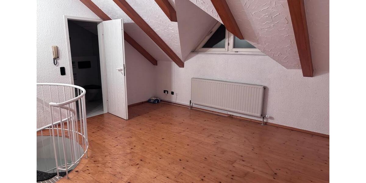 Maisonettenwohnung Saarlouis - 2 Zimmer, 84 m&sup2;, 850&euro; | Angebot:25943080
