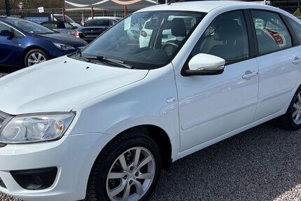 Lada Granta 100.000 km 5.450 &euro; Saarlouis 66740