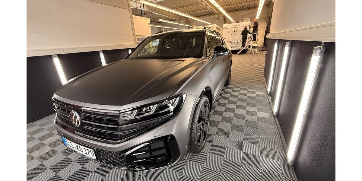 VW Touareg 12.700 km 65.900 &euro; Saarlouis 66750