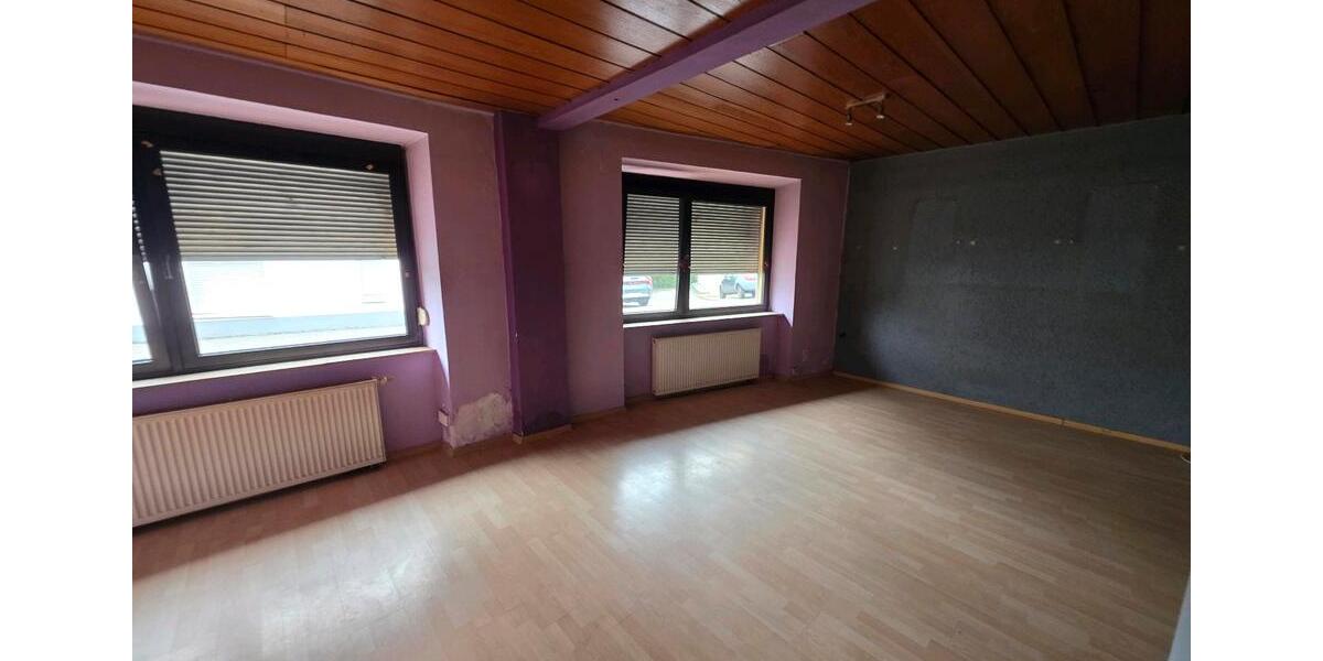 Etagenwohnung Bexbach - 2 Zimmer, 91 m&sup2;, 700&euro; | Angebot:26597293
