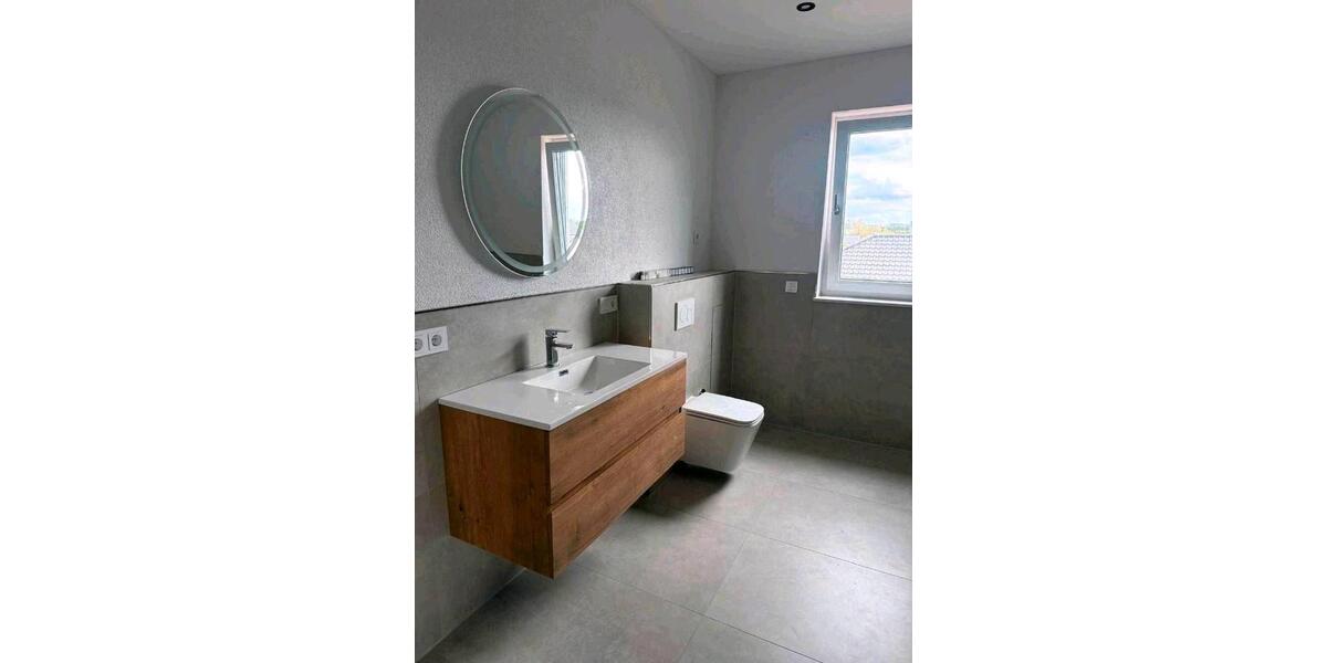 Etagenwohnung Schmelz - 4 Zimmer, 120 m&sup2;, 1.250&euro; | Angebot:26588199