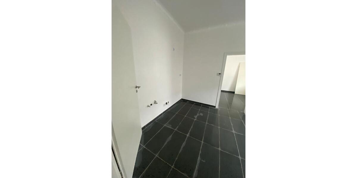Reihenhaus Zweibrücken - 3 Zimmer, 115 m&sup2;, 1.100&euro; | Angebot:24791425