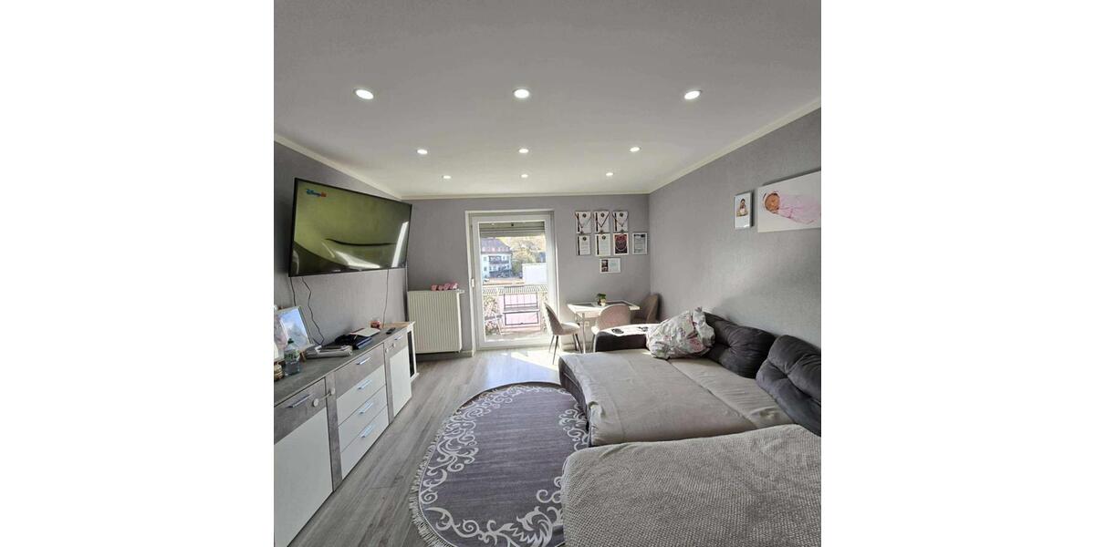 Mehrfamilienhaus, Wohnhaus Homburg - 9 Zimmer, 215 m&sup2;, 450.000&euro; | Angebot:25332382