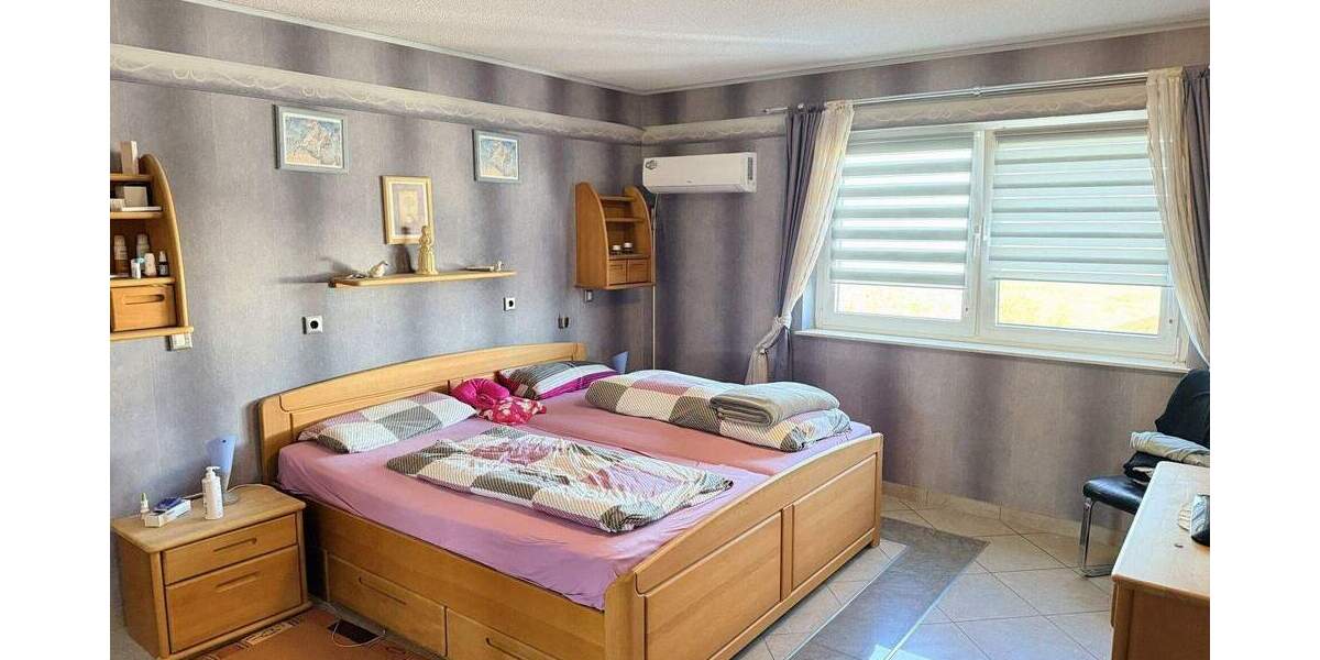 Einfamilienhaus Überherrn / Felsberg Felsberg - 8 Zimmer, 430 m&sup2;, 799.000&euro; | Angebot:25668689