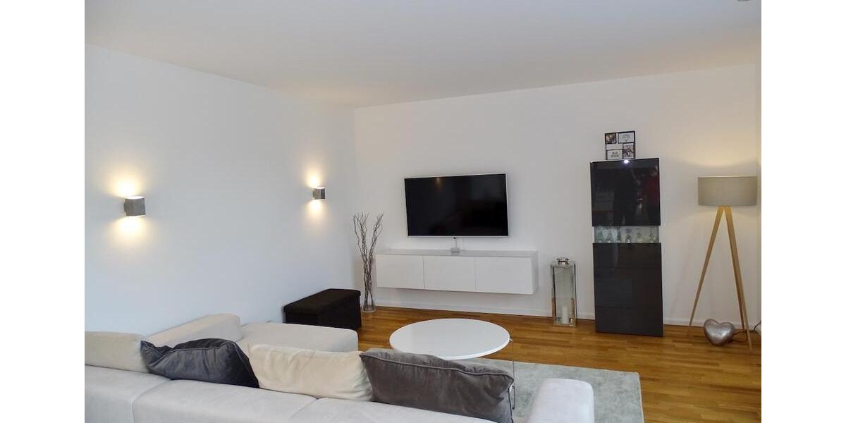 Etagenwohnung Saarbrücken West - 3 Zimmer, 82 m&sup2;, 850&euro; | Angebot:26428830