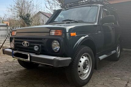 Lada Taiga 25.695 km 12.350 &euro; Sulzbach 66280
