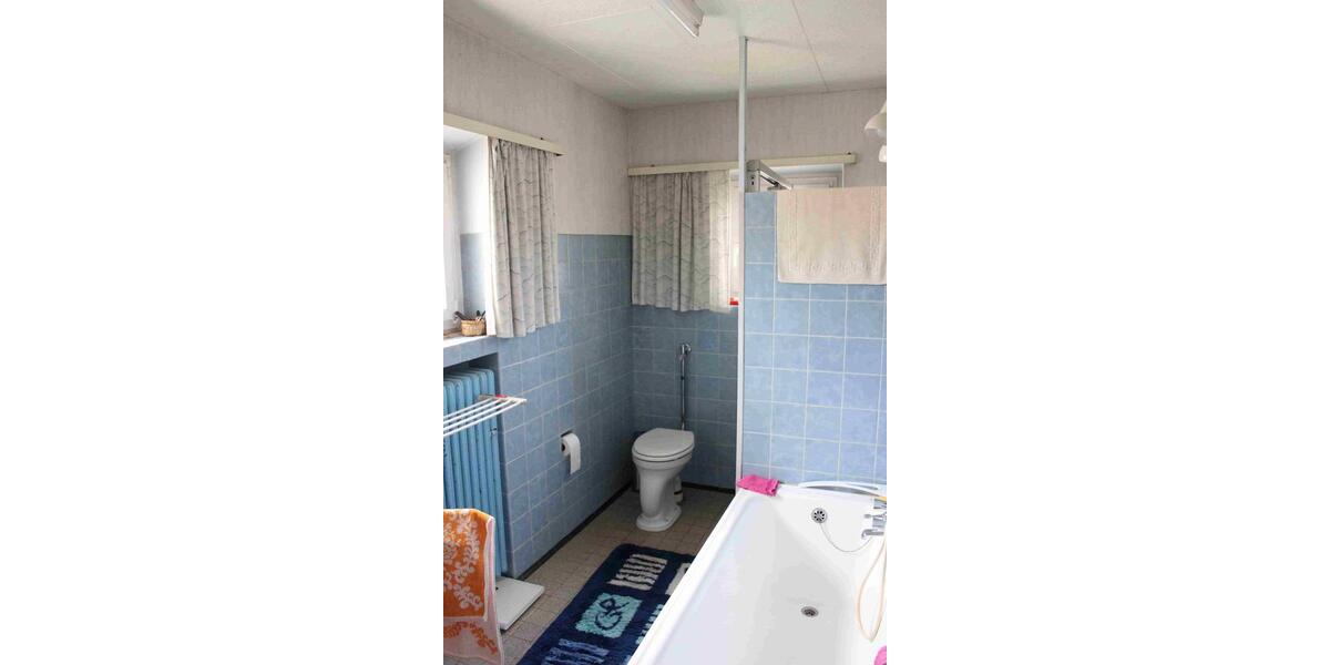 Einfamilienhaus Sankt Ingbert - 6 Zimmer, 148 m&sup2;, 350.000&euro; | Angebot:24953378