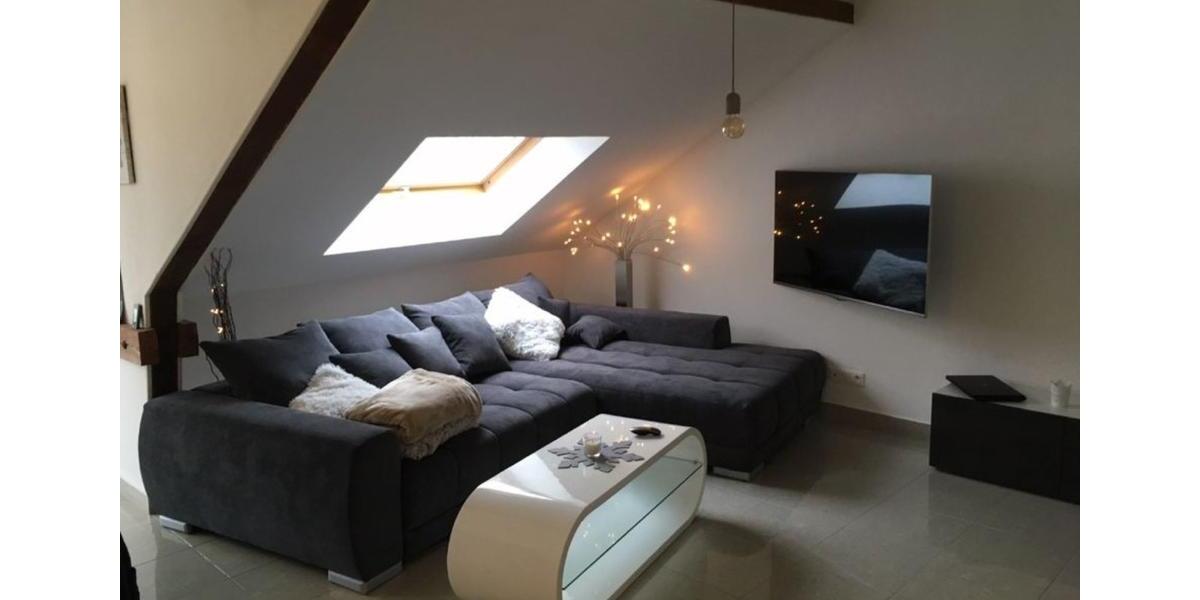 Dachgeschoßwohnung Saarbrücken Neue Bremm - 5 Zimmer, 86 m&sup2;, 900&euro; | Angebot:25454632