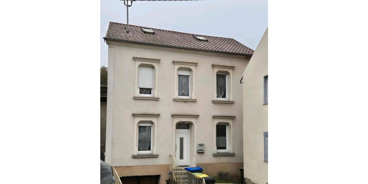 Einfamilienhaus Beckingen - 7 Zimmer, 170 m&sup2;, 180.000&euro; | Angebot:26252949