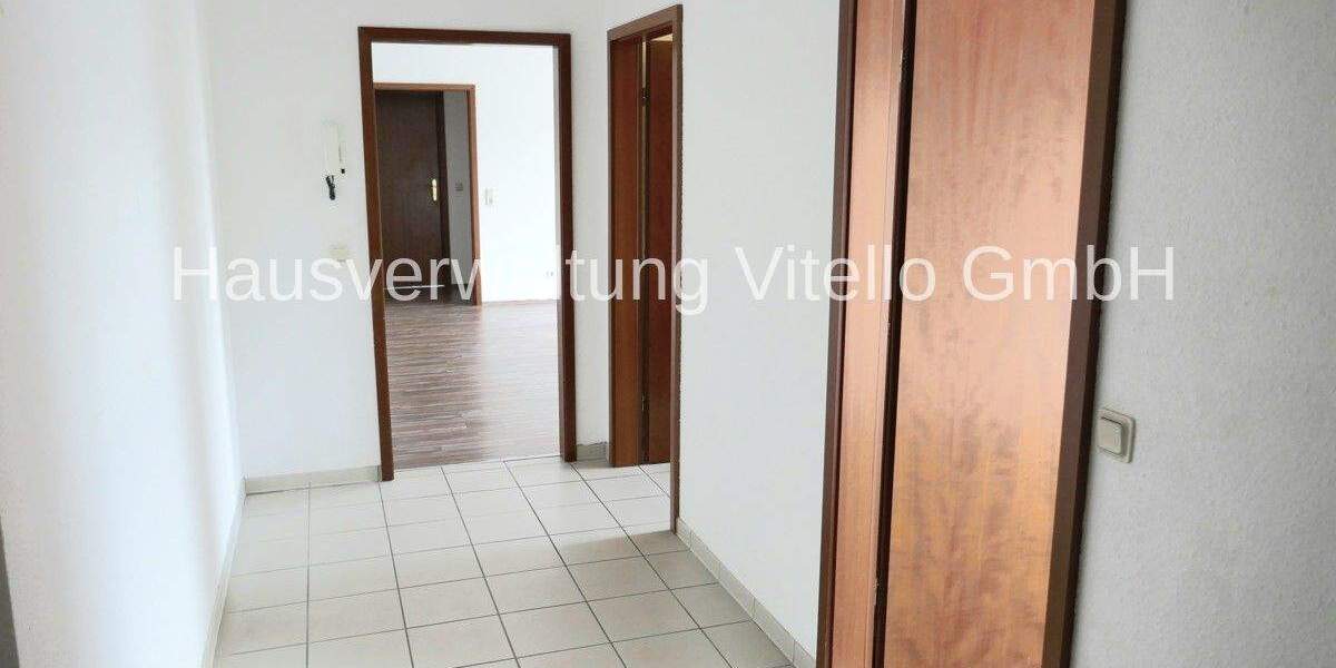 Etagenwohnung Saarlouis / Neuforweiler Neuforweiler - 3 Zimmer, 80 m&sup2;, 195.000&euro; | Angebot:25699687