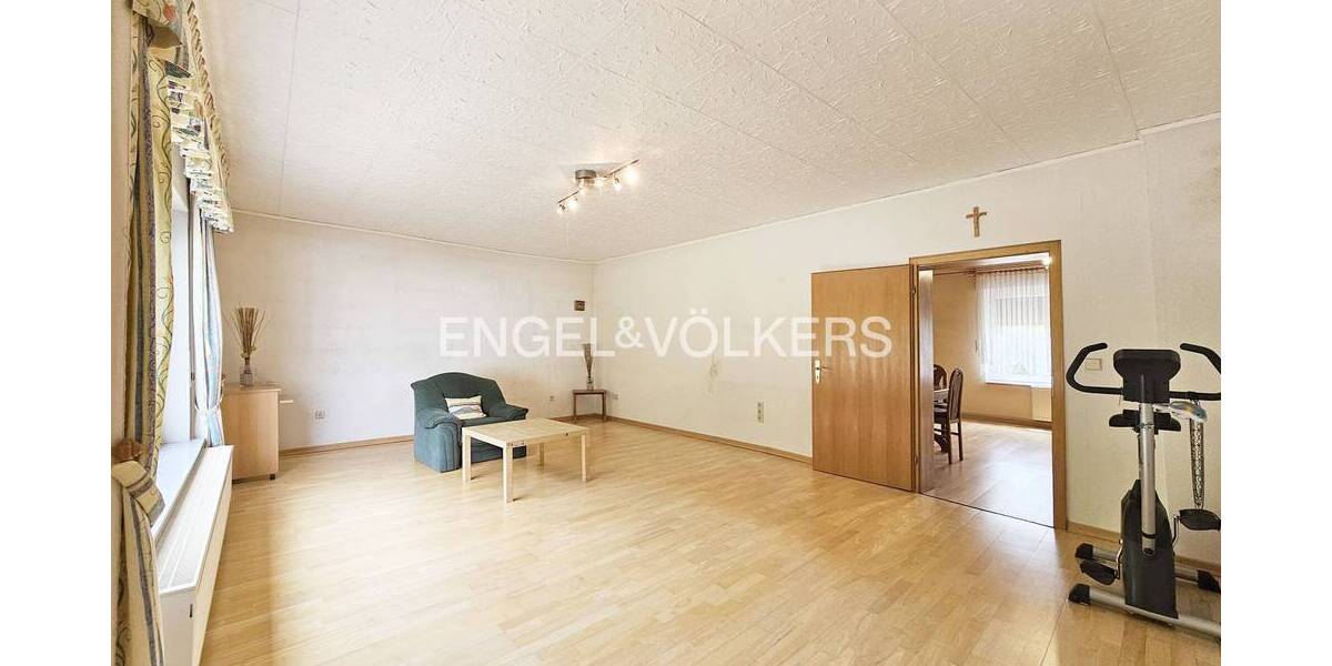 Mehrfamilienhaus, Wohnhaus Wadgassen-Differten Differten - 6 Zimmer, 160 m&sup2;, 169.000&euro; | Angebot:26695321