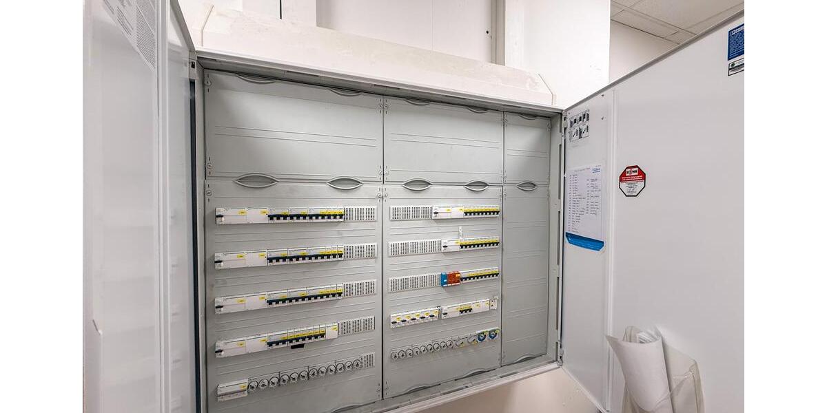 Gewerbeobjekt Saarbrücken Neue Bremm - 2.500&euro; | Angebot:23728146