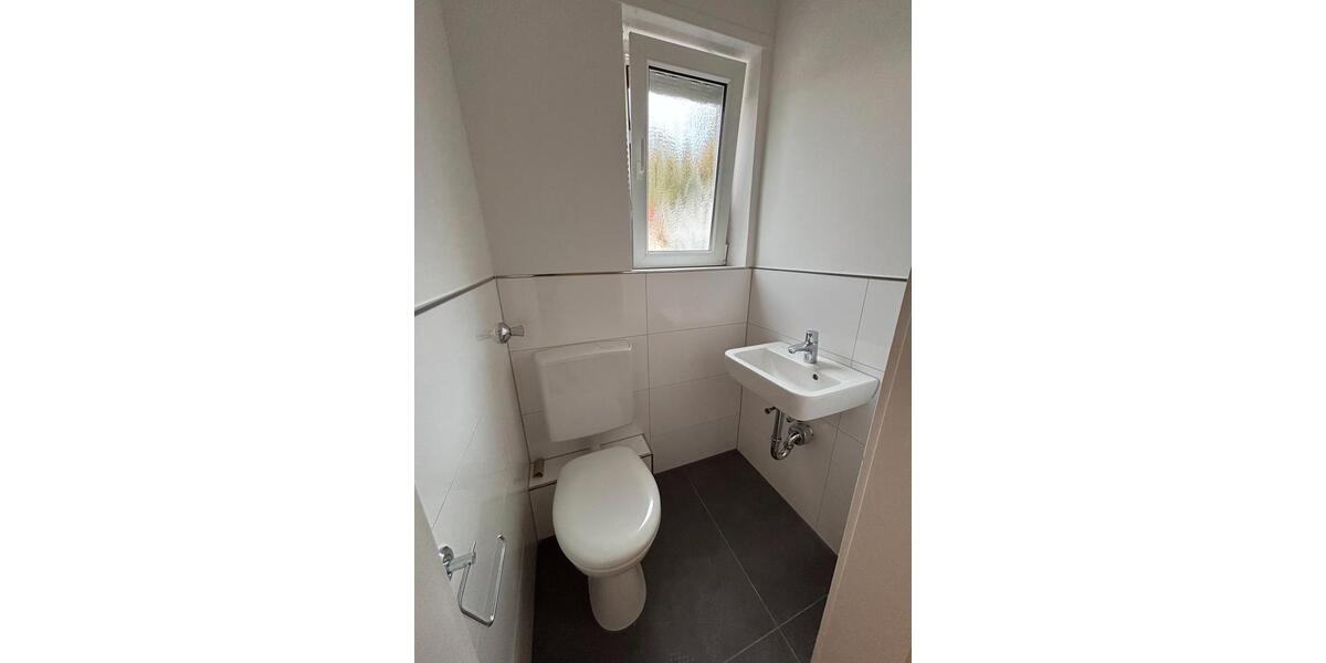 Etagenwohnung Saarbrücken Brebach-Fechingen - 3 Zimmer, 66 m&sup2;, 595&euro; | Angebot:25928263