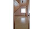 Dachgeschoßwohnung Saarbrücken West - 3 Zimmer, 83 m&sup2;, 570&euro; | Angebot:26630201
