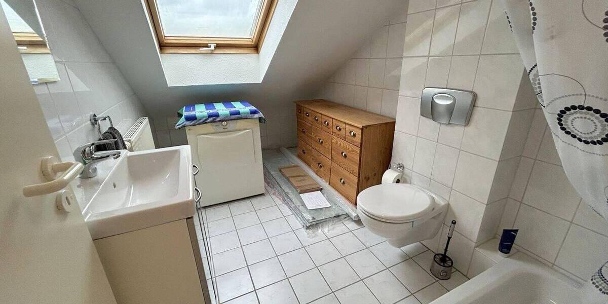 Etagenwohnung Völklingen / Fürstenhausen Fürstenhausen - 5 Zimmer, 116 m&sup2;, 225.000&euro; | Angebot:25928119