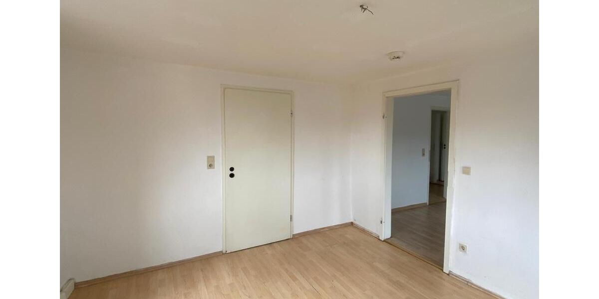 Dachgeschoßwohnung Zweibrücken - 3 Zimmer, 78 m&sup2;, 500&euro; | Angebot:26614418