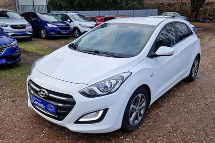 Hyundai i30 68.000 km 11.500 &euro; Saarbrücken 66117