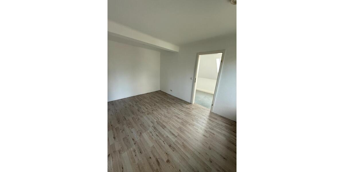 Dachgeschoßwohnung Blieskastel - 2 Zimmer, 60 m&sup2;, 440&euro; | Angebot:26626522