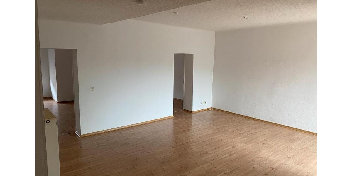 Etagenwohnung Saarwellingen - 3 Zimmer, 85 m&sup2;, 590&euro; | Angebot:26653364