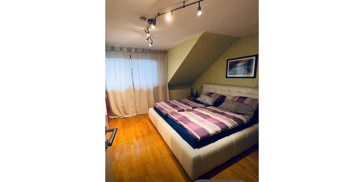Dachgeschoßwohnung Riegelsberg - 2 Zimmer, 60 m&sup2;, 550&euro; | Angebot:25943074