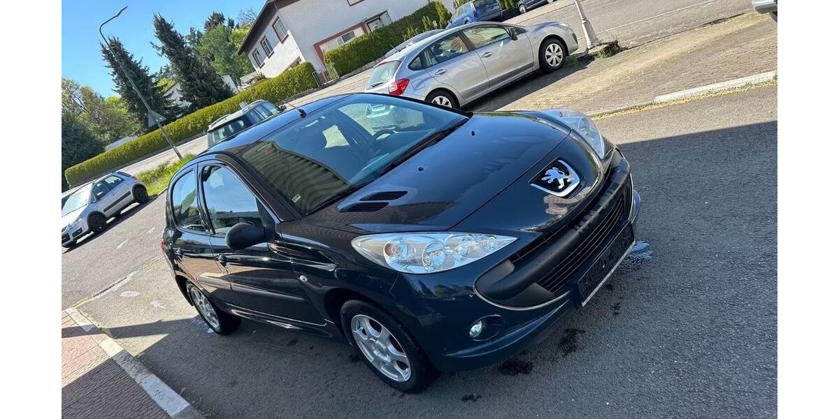Peugeot 206 151.000 km 2.400 &euro; Neunkirchen/Wellesweiler 66539