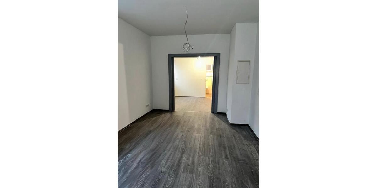 Erdgeschoßwohnung Völklingen - 1.5 Zimmer, 40 m&sup2;, 420&euro; | Angebot:22457734