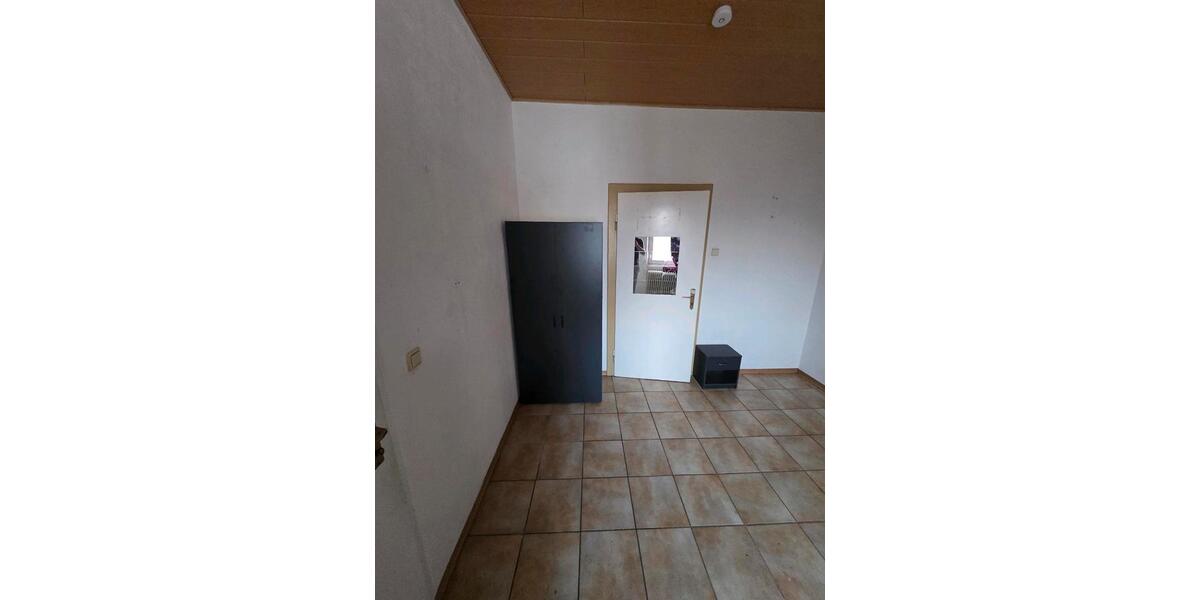 Etagenwohnung Homburg - 1 Zimmer, 20 m&sup2;, 360&euro; | Angebot:25750503