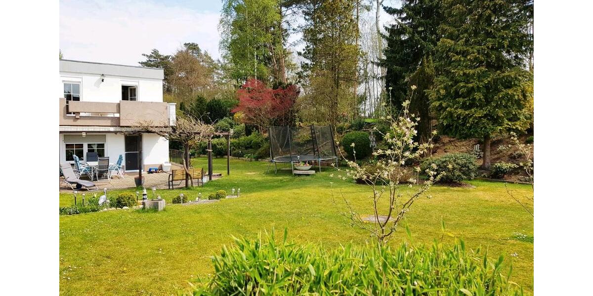 Reihenhaus Homburg - 4 Zimmer, 107 m&sup2;, 350.000&euro; | Angebot:25220566