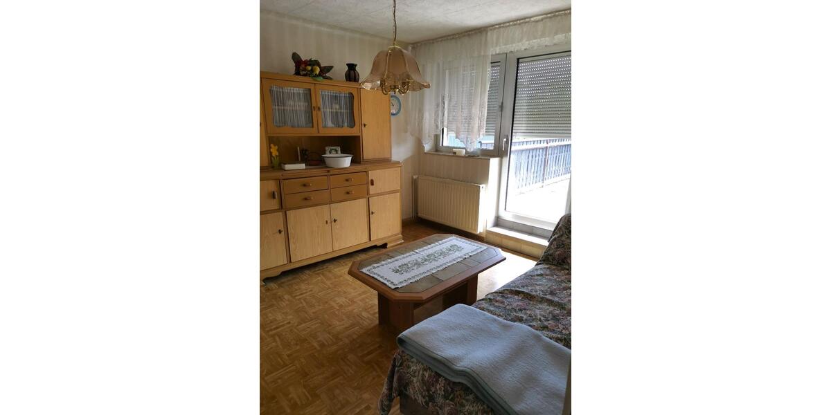 Reihenhaus Schwalbach - 7 Zimmer, 180 m&sup2;, 275.000&euro; | Angebot:27641904