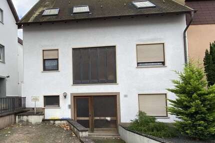 Haus Bous - 8 Zimmer, 218 m&sup2;, 370.000&euro; | Angebot:24408769