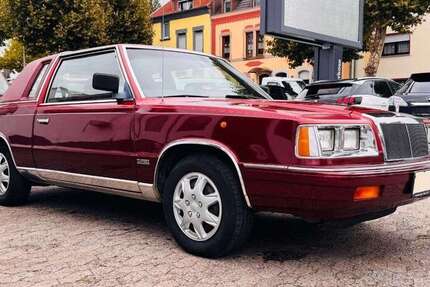 Chrysler Le Baron 69.000 km 7.400 &euro; Saarbrücken 66115