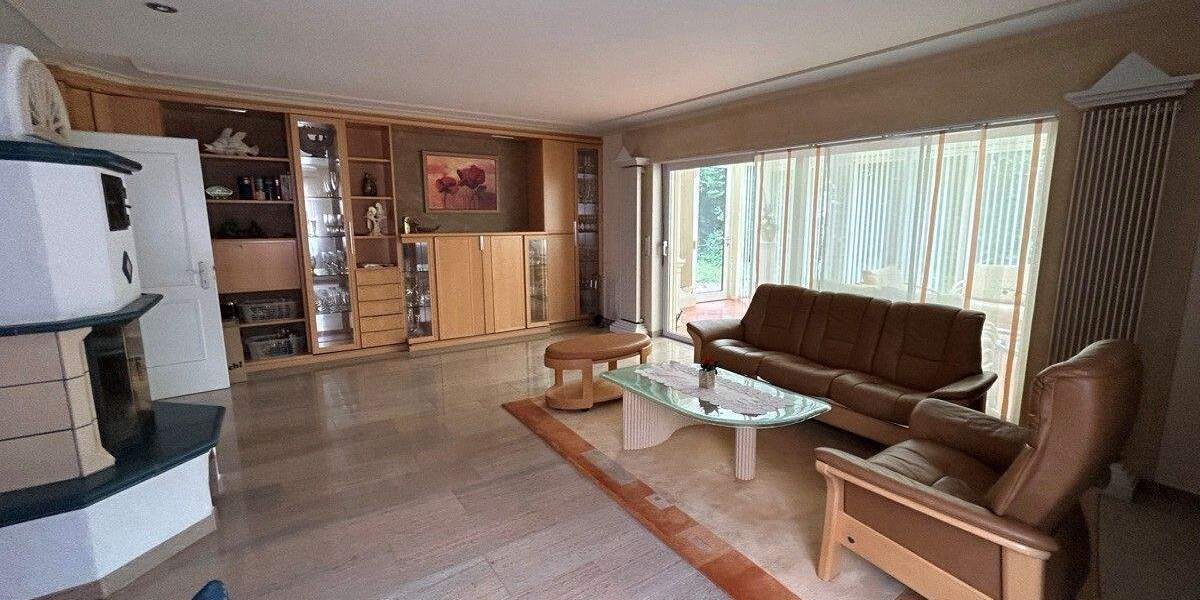 Einfamilienhaus Lebach - 8 Zimmer, 240 m&sup2;, 369.000&euro; | Angebot:25706687