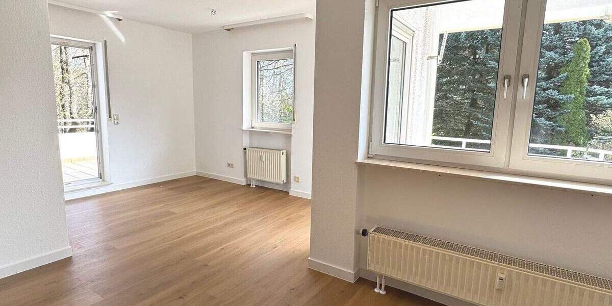 Etagenwohnung Saarbrücken St Arnual - 3 Zimmer, 89 m&sup2;, 960&euro; | Angebot:25743973