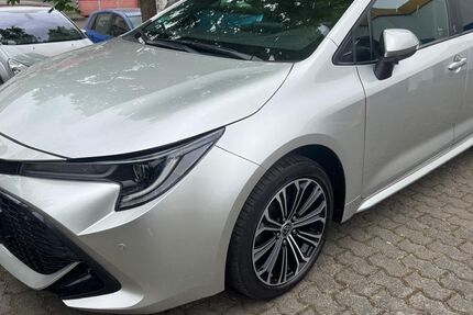 Toyota Corolla 41.600 km 17.950 &euro; Saarlouis 66740