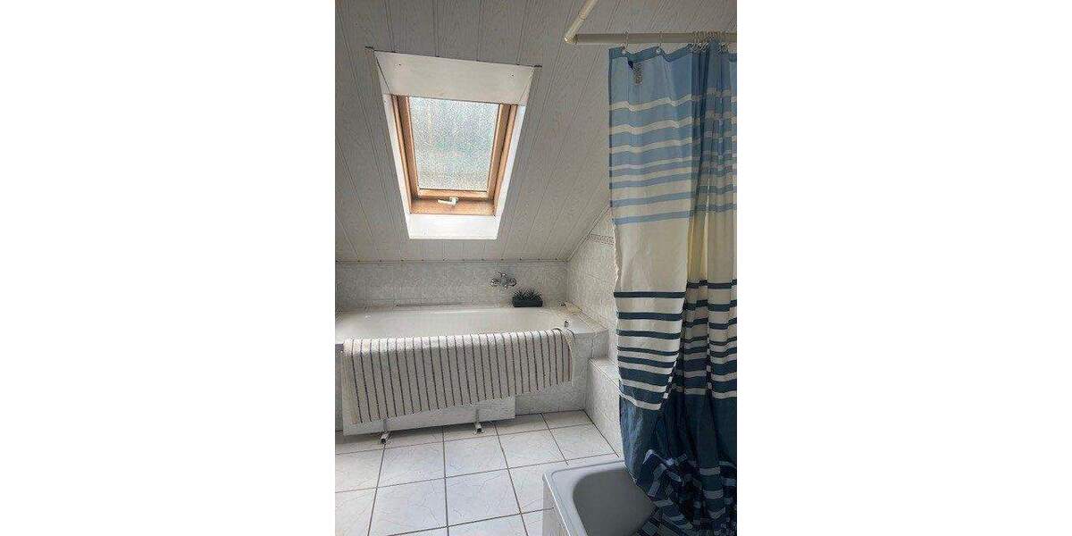 Reihenmittelhaus Völklingen Ludweiler - 7 Zimmer, 200 m&sup2;, 159.000&euro; | Angebot:25730787