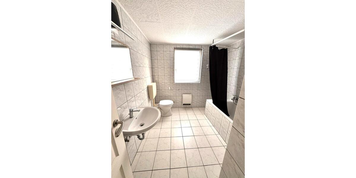 Dachgeschoßwohnung Dillingen (Saar) - 3 Zimmer, 75 m&sup2;, 560&euro; | Angebot:25614173