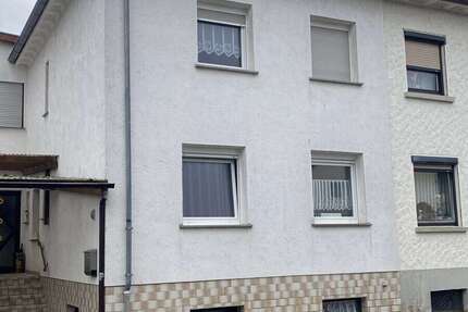 Haus Blieskastel - 7 Zimmer, 185 m&sup2;, 269.000&euro; | Angebot:23036311