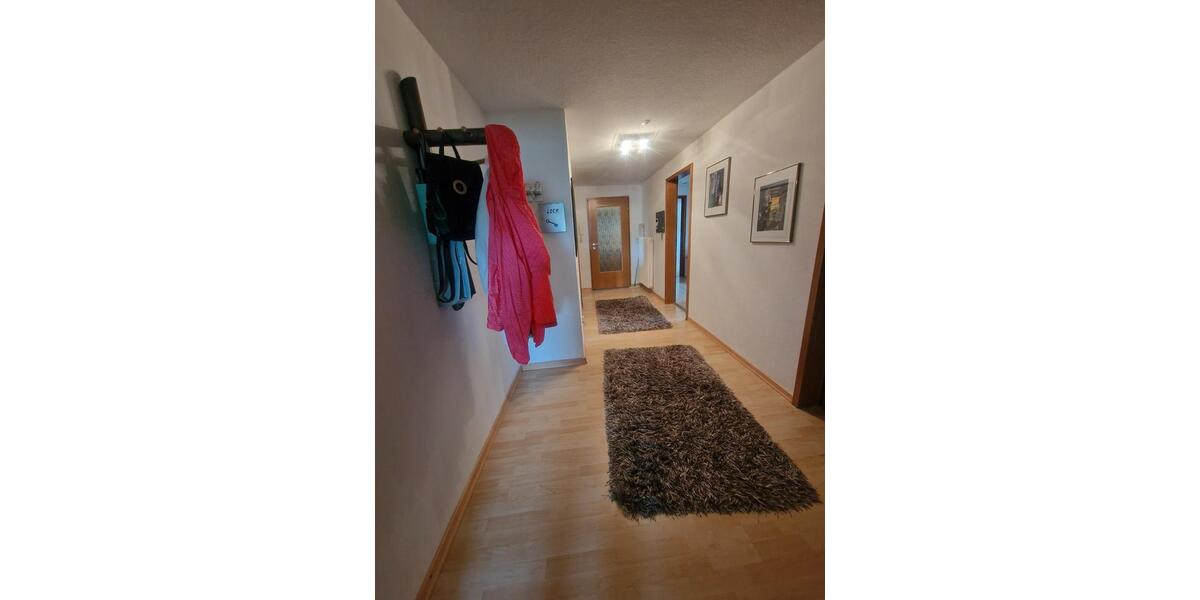 Dachgeschoßwohnung Saarbrücken Brebach-Fechingen - 4 Zimmer, 83 m&sup2;, 129.000&euro; | Angebot:26705534